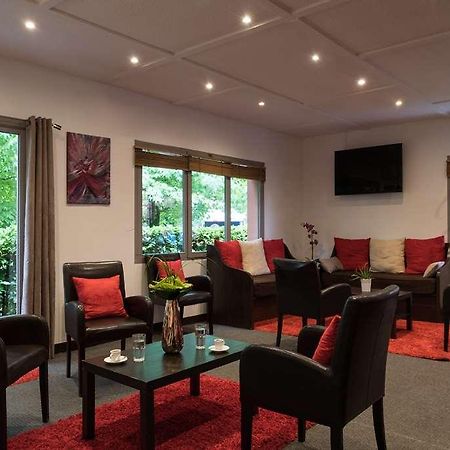 Sure Hotel By Best Western Biarritz Aeroport Англе Интерьер фото